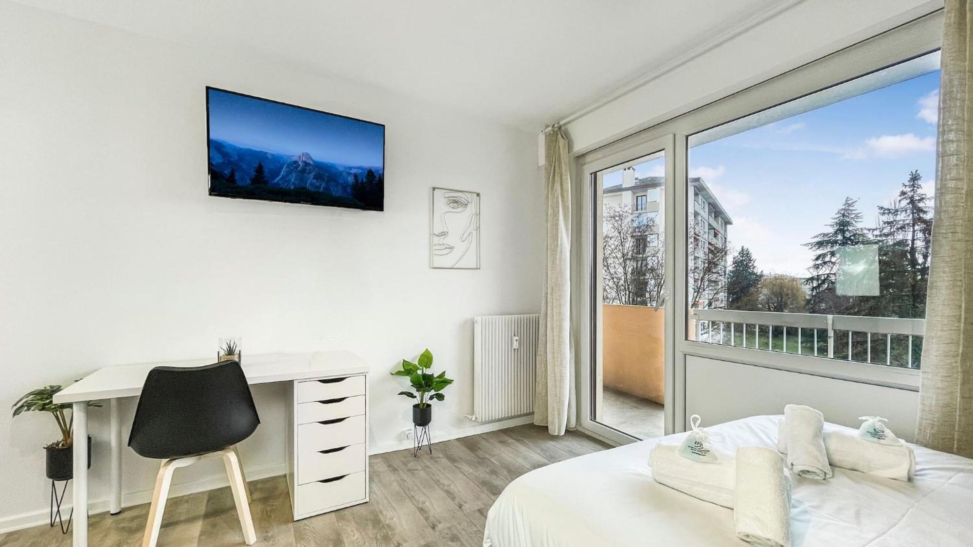 Homey La Coloc Mugi - Colocation Haut De Gamme - Chambres Privees - Balcon - Wifi Et Netflix - Proche Transports Commun Annemasse Bagian luar foto