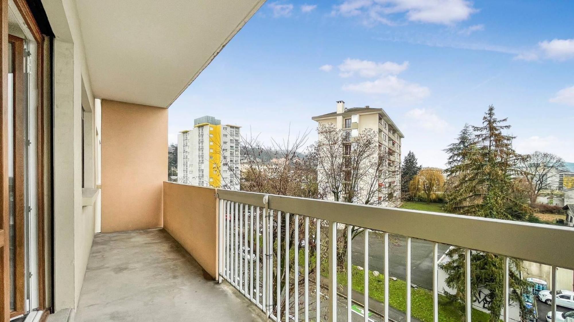 Homey La Coloc Mugi - Colocation Haut De Gamme - Chambres Privees - Balcon - Wifi Et Netflix - Proche Transports Commun Annemasse Bagian luar foto